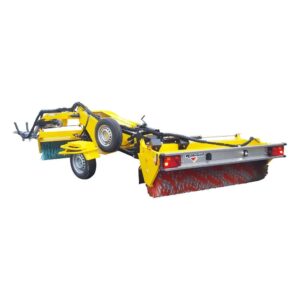 Towed road sweeper with two brushes
