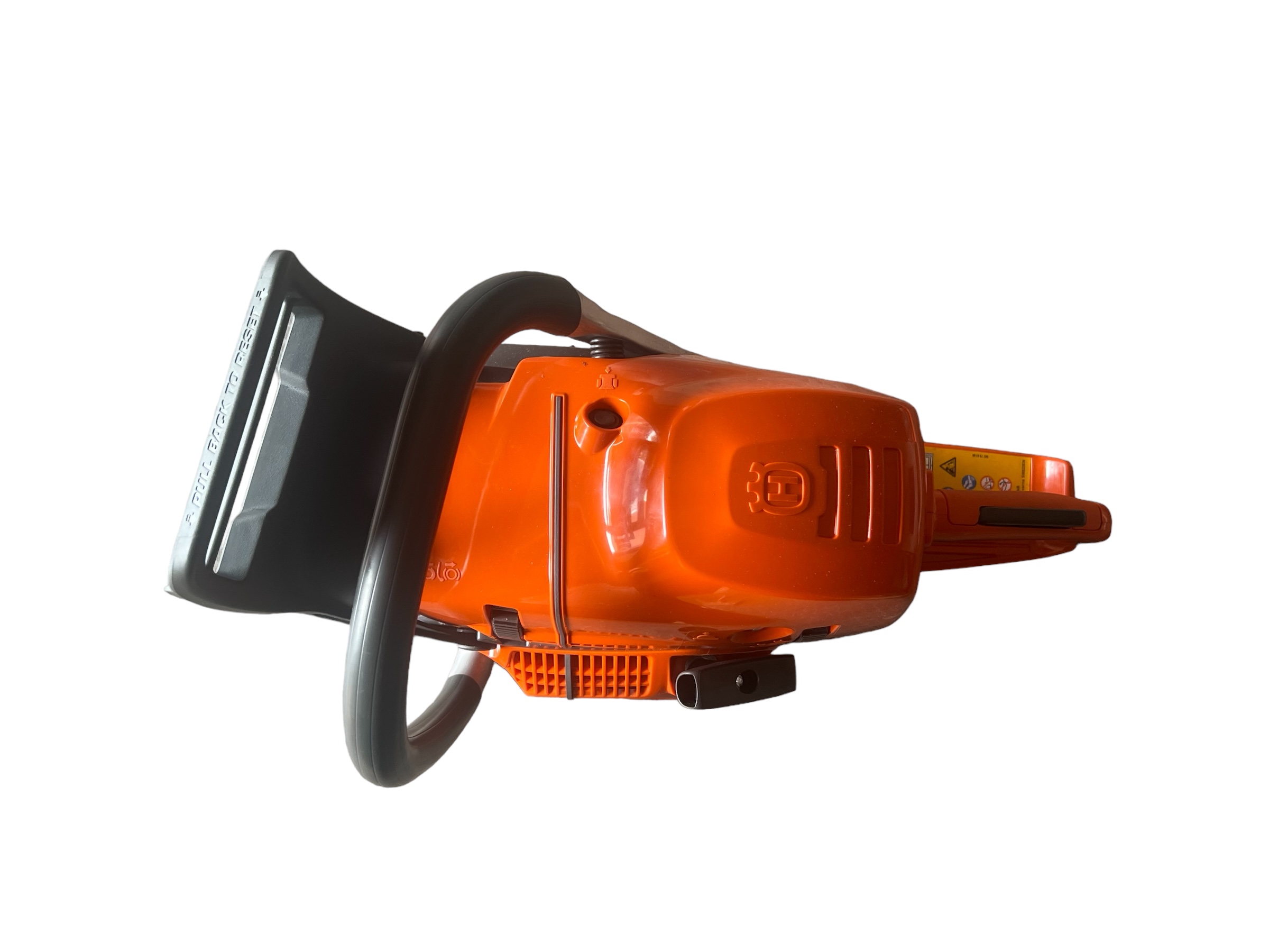 Husqvarna 585 professional chainsaw with 24” bar and chain - Image 2