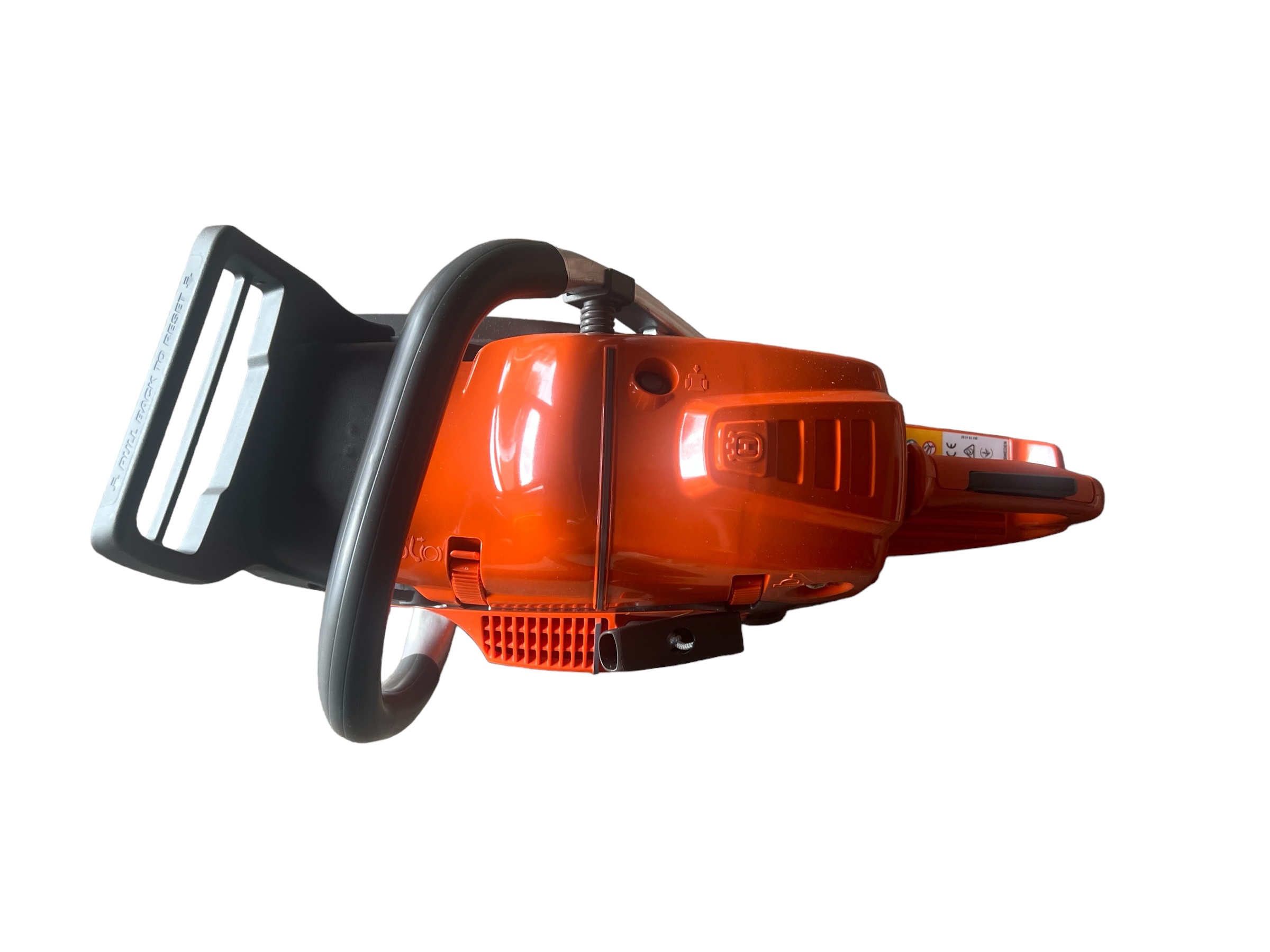 Husqvarna 565 chainsaw with 18” guide bar and chain - Image 2