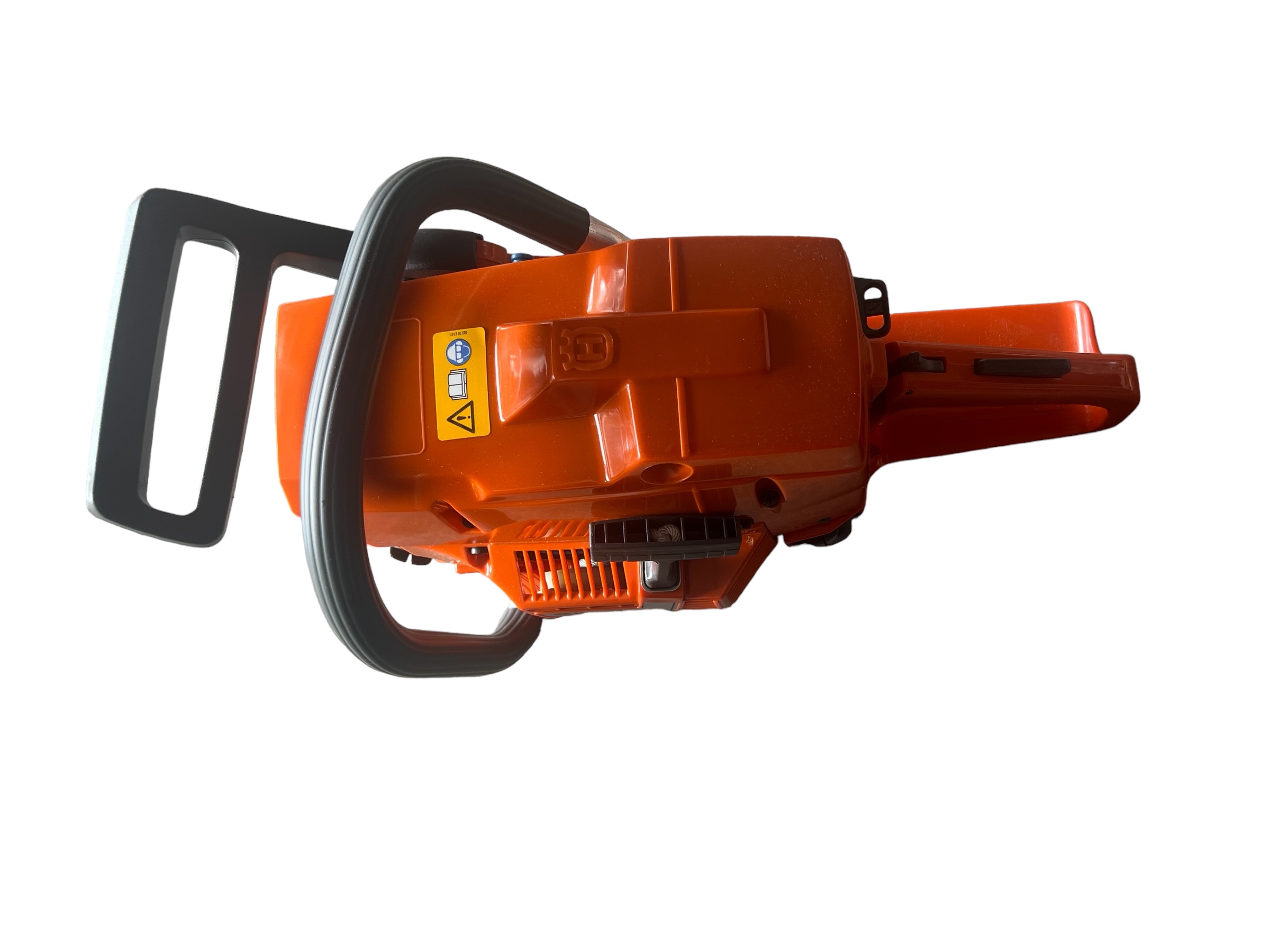 Husqvarna 272xp chainsaw with 18” guide bar and chain - Image 3